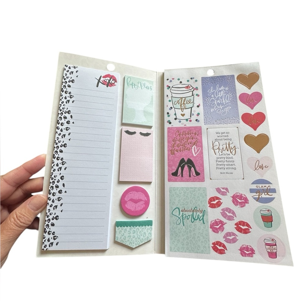 The Happy Planner Glam Girl Accessory Book Folio - Picture 3 of 16